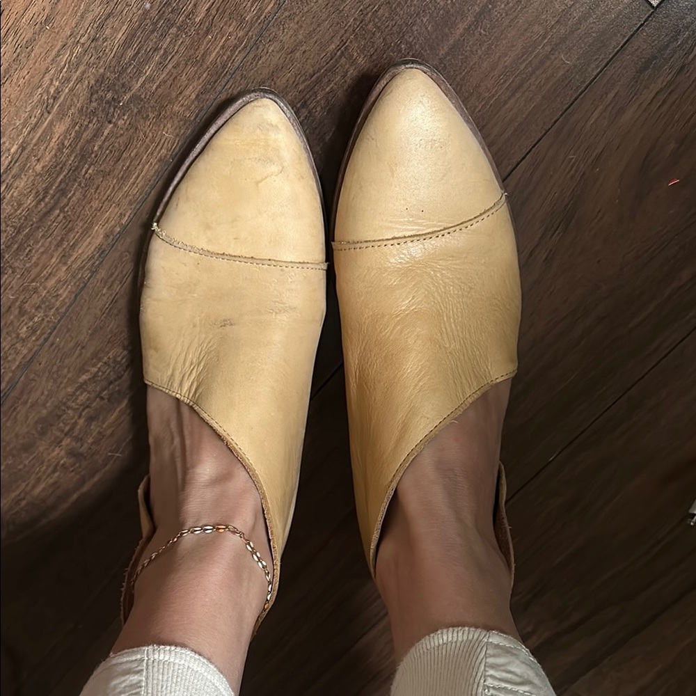 Free People Tan Leather Flats Versatile Slip-On Loafers - Picture 3 of 9